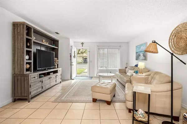 12449 TAVARES RIDGE CIR, Tavares, FL 32778