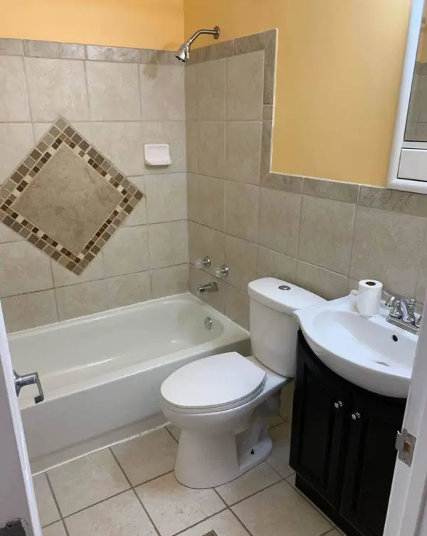16559 Honore Avenue, Markham, IL 60428