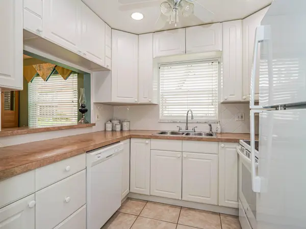 105 Spring Lake CT 101, Vero Beach, FL 32962