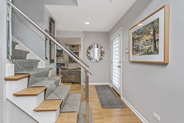 1256 Hackberry RD, Deerfield, IL 60015