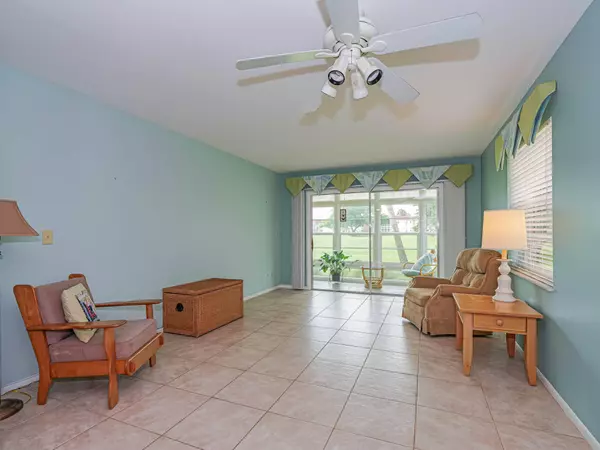 105 Spring Lake CT 101, Vero Beach, FL 32962