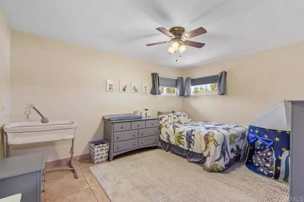 14135 York AVE, Poway, CA 92064