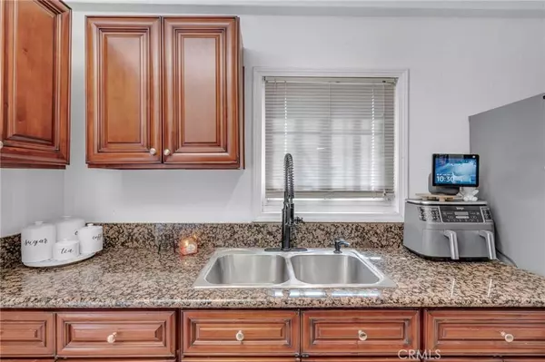 611 E Belmont ST, Ontario, CA 91761