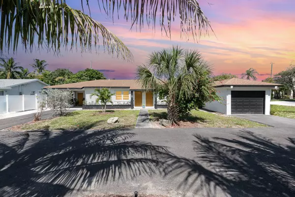 209 & 215 S Riverside DR, Indialantic, FL 32903