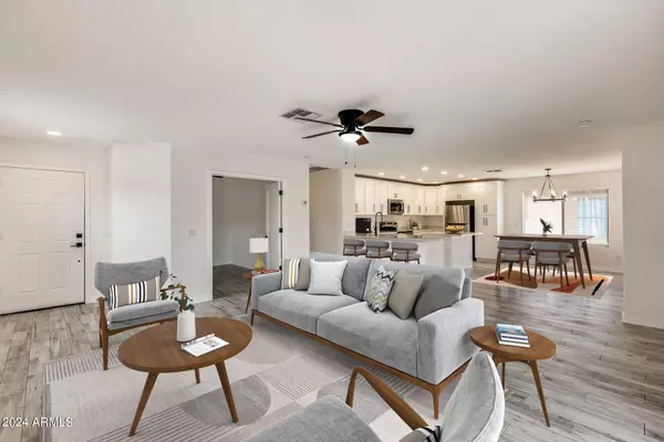 6019 S 21ST Drive, Phoenix, AZ 85041