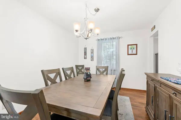 18 ASHLAND AVE, Sicklerville, NJ 08081