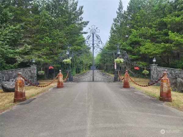 0 Sand LN, Ocean Park, WA 98641