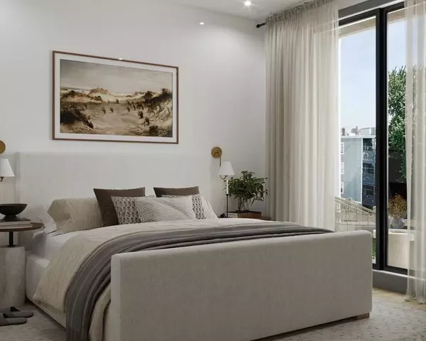 566 E 3rd St #2, Boston, MA 02127