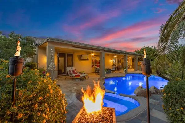 2165 E County Down Dr, Chandler, AZ 85249-4614