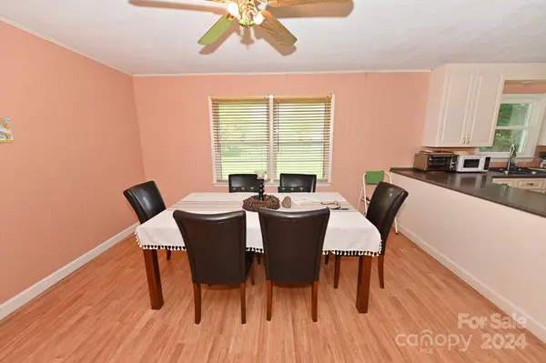 167 Hillsdale LN, Taylorsville, NC 28681