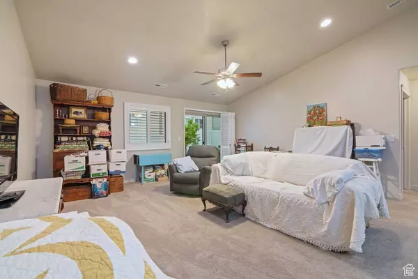 478 W HYDE PARK LN N, Kaysville, UT 84037