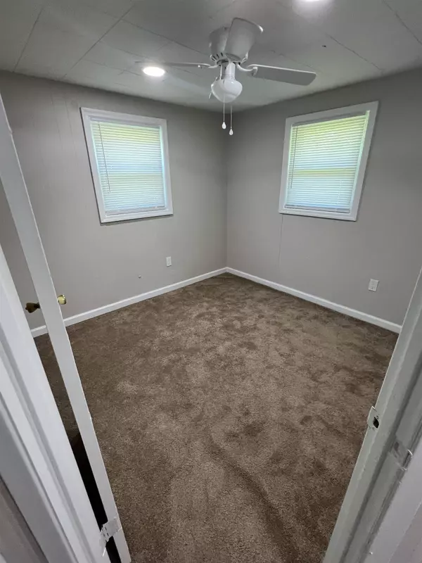 894 Dewey Johnson Way, Gretna, FL 32332