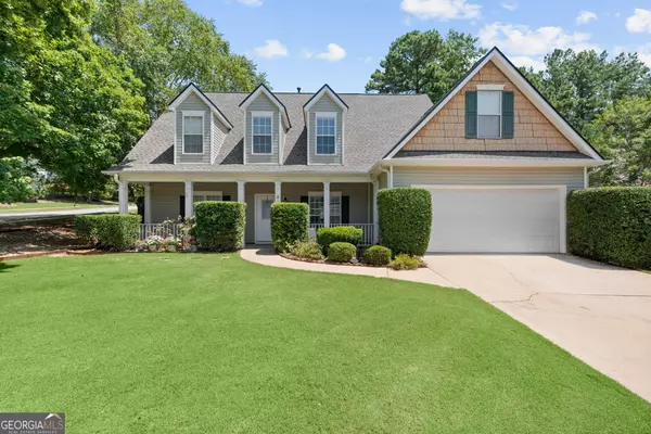 4 Brightling LN, Newnan, GA 30265