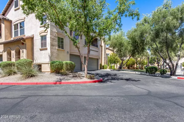 14575 W MOUNTAIN VIEW Boulevard #322, Surprise, AZ 85374
