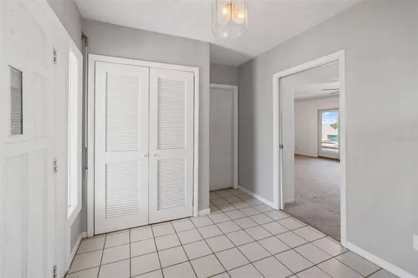 525 JOHNS PASS AVE, Madeira Beach, FL 33708