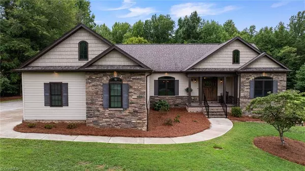 5891 Howard CIR, Archdale, NC 27263