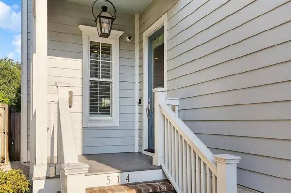 514 BELLECASTLE ST, New Orleans, LA 70115