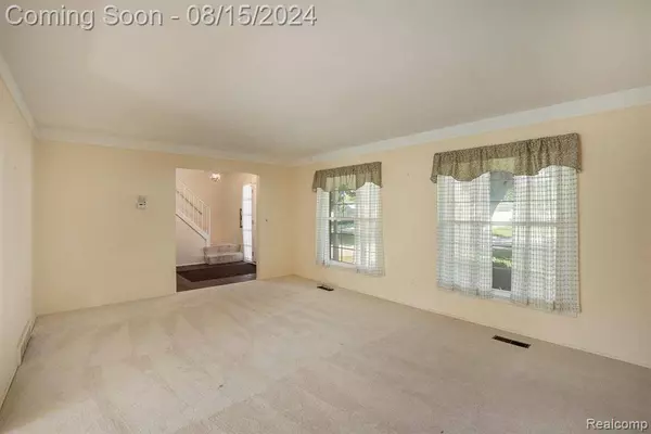 15606 Levan Road, Livonia, MI 48154