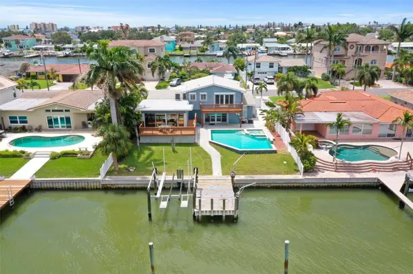 525 JOHNS PASS AVE, Madeira Beach, FL 33708