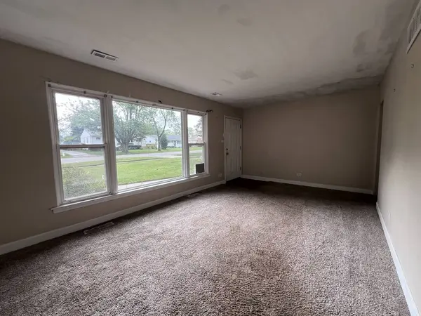 17240 Roy Street, Lansing, IL 60438