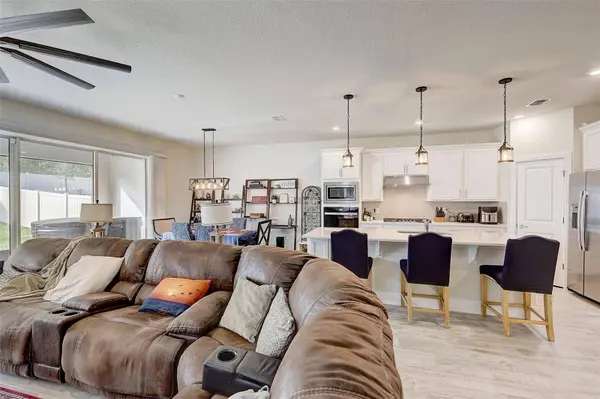 4007 MEANDERING BAY DR, Apopka, FL 32712