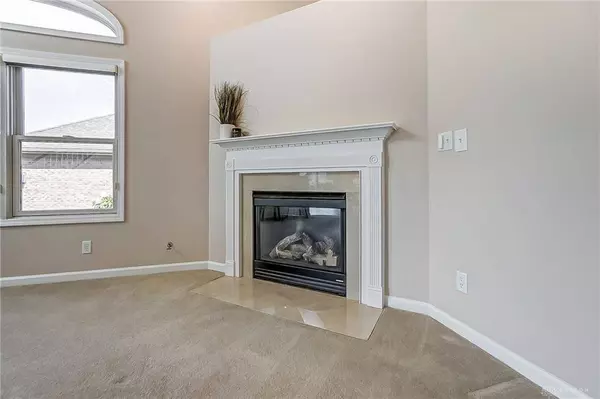 35 Black Walnut Drive, Springboro, OH 45066