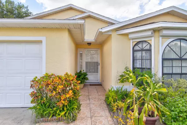 1466 LONDRA LN, Kissimmee, FL 34744