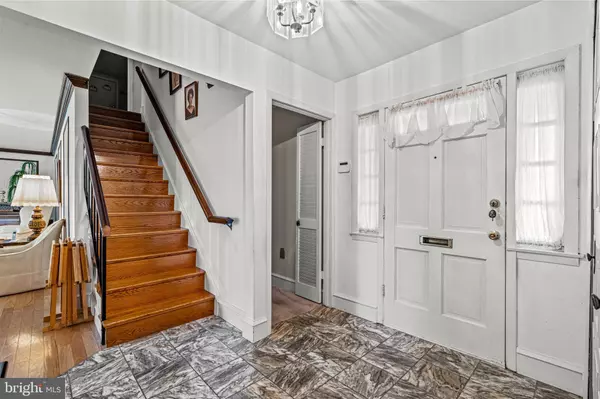 15 TERRACE CT, Willingboro, NJ 08046