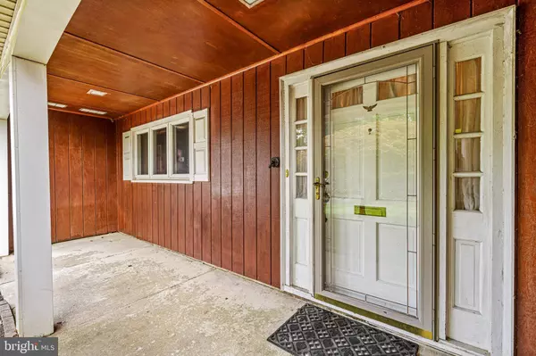 15 TERRACE CT, Willingboro, NJ 08046