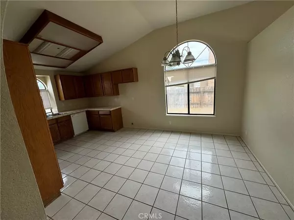 38124 Aspencade CT, Palmdale, CA 93552