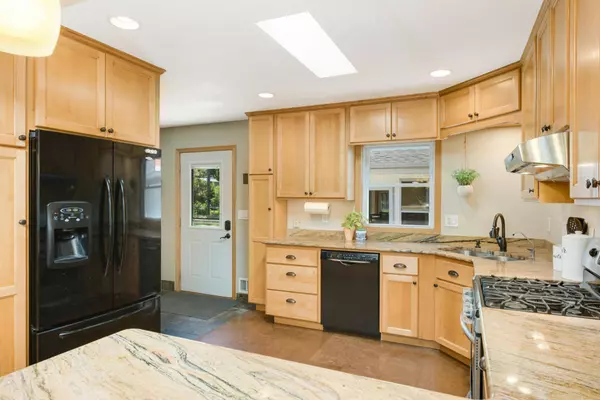 10900 Toledo AVE S, Bloomington, MN 55437