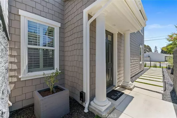 2301 Orange AVE, Costa Mesa, CA 92627