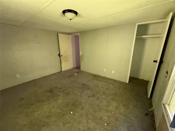 4049 Parsons Rd, Springdale, AR 72764