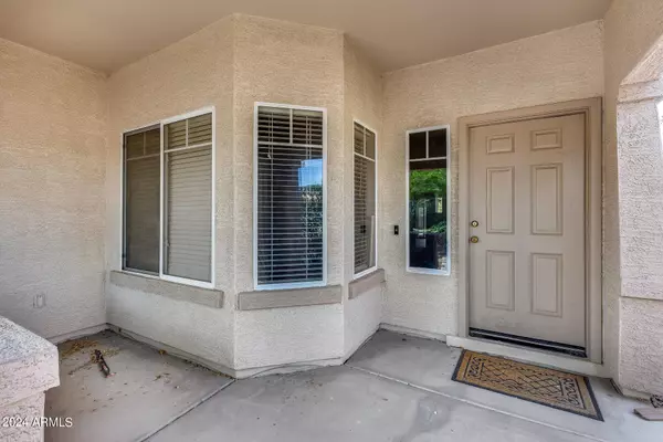 8463 W MARY ANN Drive, Peoria, AZ 85382