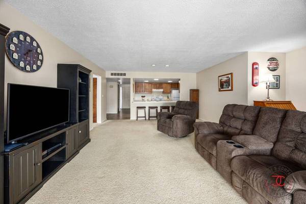 296 Winsted Avenue, Holland, MI 49423