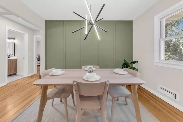 8031 Hadley AVE S, Cottage Grove, MN 55016