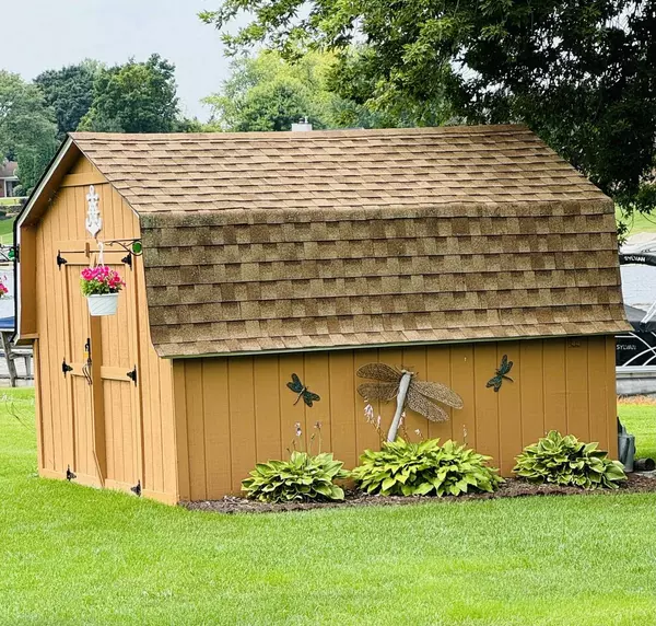 2801 W Manitou Trail, Mchenry, IL 60051