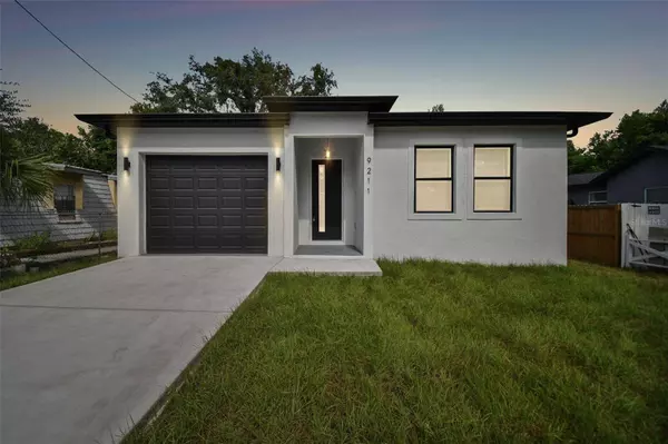 9211 N 13TH ST, Tampa, FL 33612