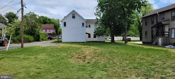 446 BILLINGSPORT RD, Paulsboro, NJ 08066