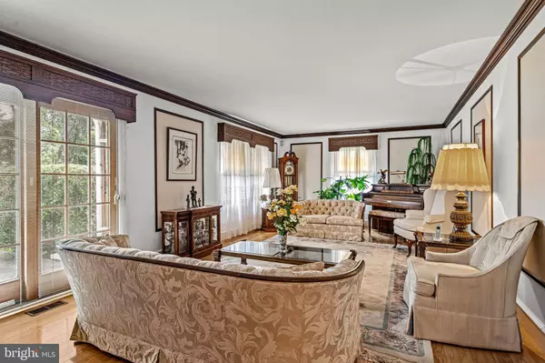 15 TERRACE CT, Willingboro, NJ 08046