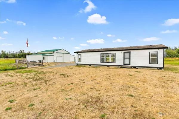 7168 W 40th DR, Ferndale, WA 98248