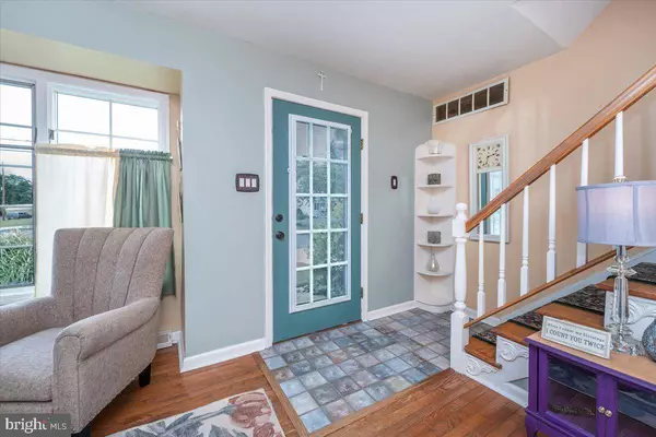 375 MONTGOMERY DR, Mantua, NJ 08051