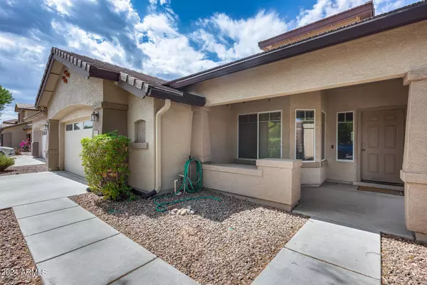 8463 W MARY ANN Drive, Peoria, AZ 85382