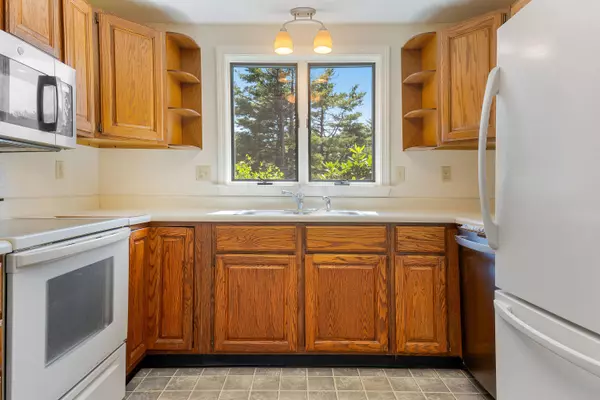 34 Cluf Bay RD #34, Brunswick, ME 04011