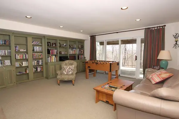 61 Main Ter, Bloomfield Twp., NJ 07003