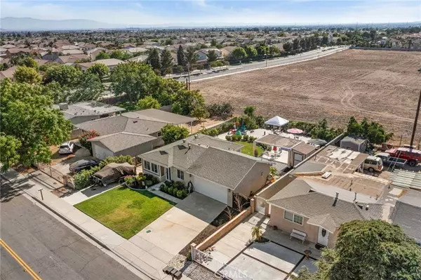 6852 Almeria AVE, Fontana, CA 92336