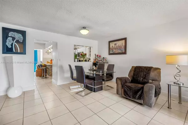 13701 SW 84th St #D, Miami, FL 33183