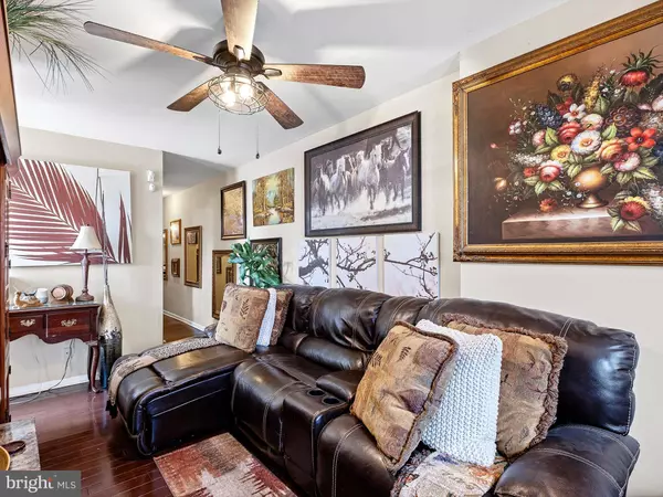 212 E 13TH ST, Wilmington, DE 19801