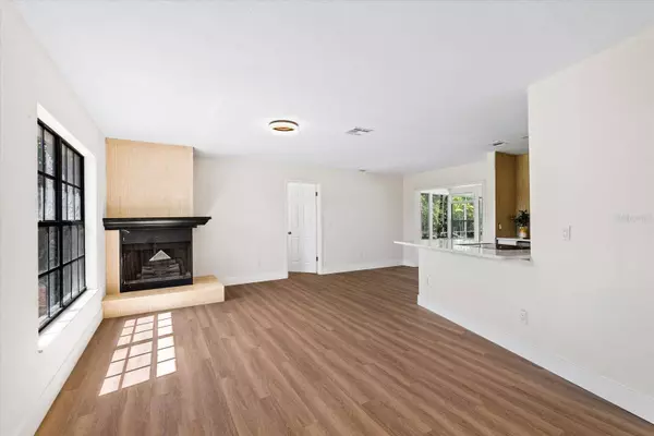 2890 BRIGHTON AVE, Deltona, FL 32738