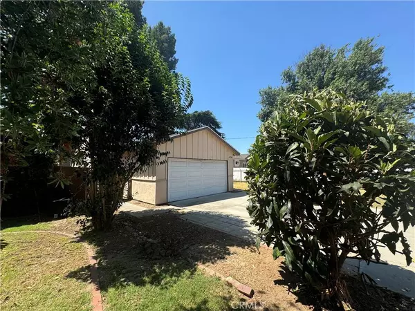 15750 Leadwell ST, Van Nuys, CA 91406